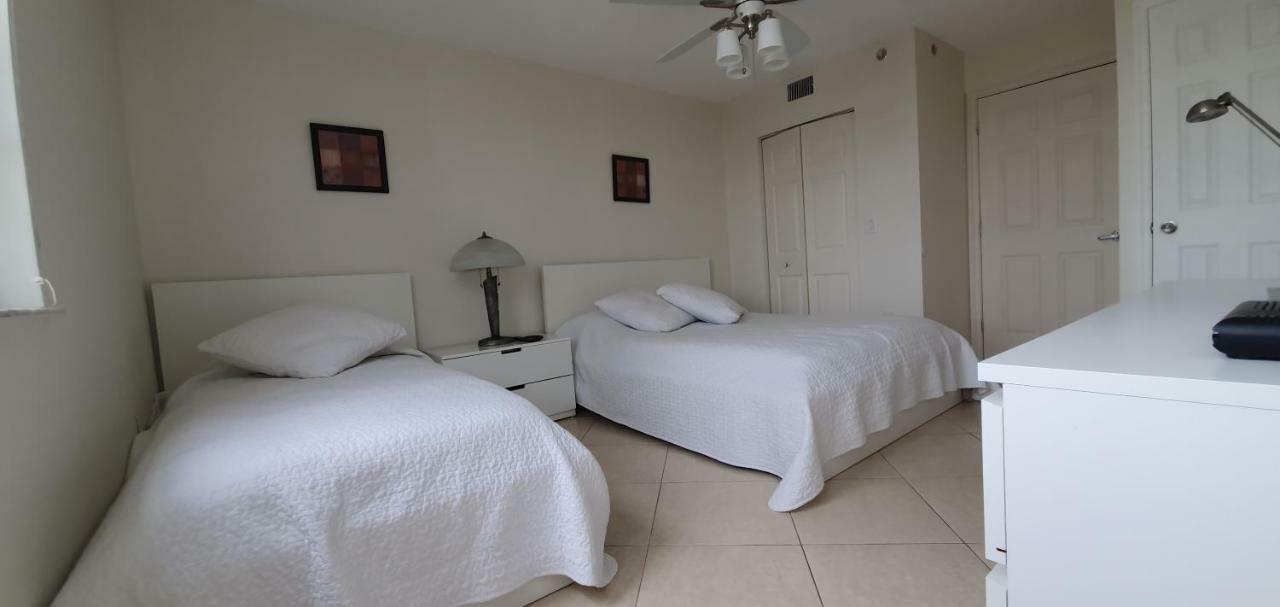 Yacht Club Aventura 2Br + 2Ba Appartamento Miami Esterno foto