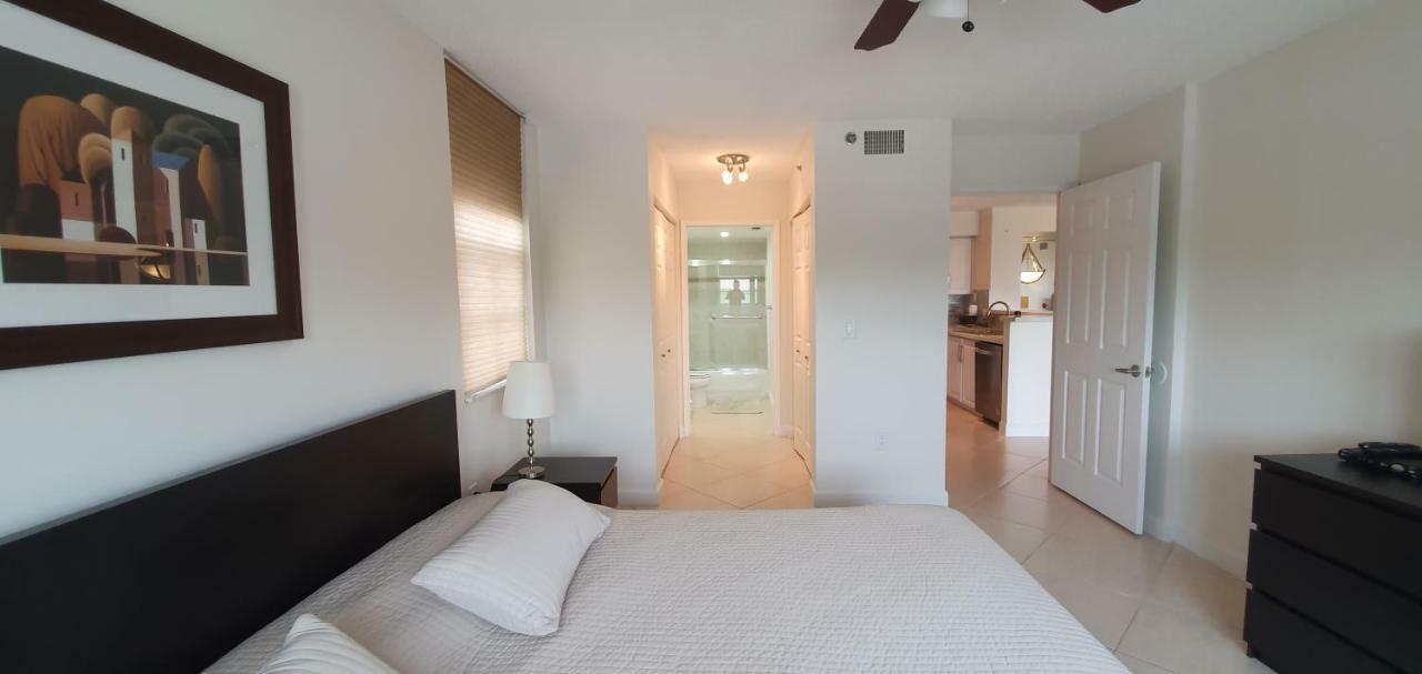 Yacht Club Aventura 2Br + 2Ba Appartamento Miami Esterno foto